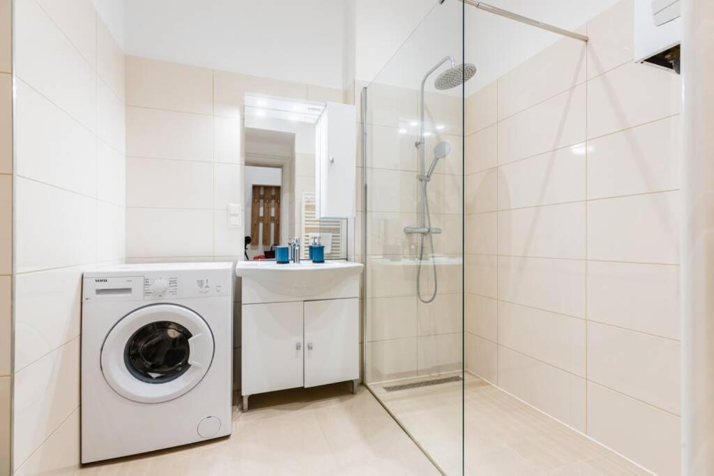 Family Apartment Next To Danube River Vienna Exterior photo