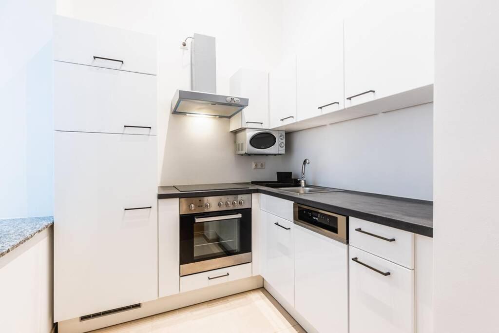 Family Apartment Next To Danube River Vienna Exterior photo